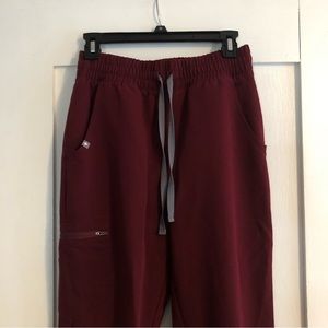 Burgundy high waisted Zamora joggers FIGS scrubs